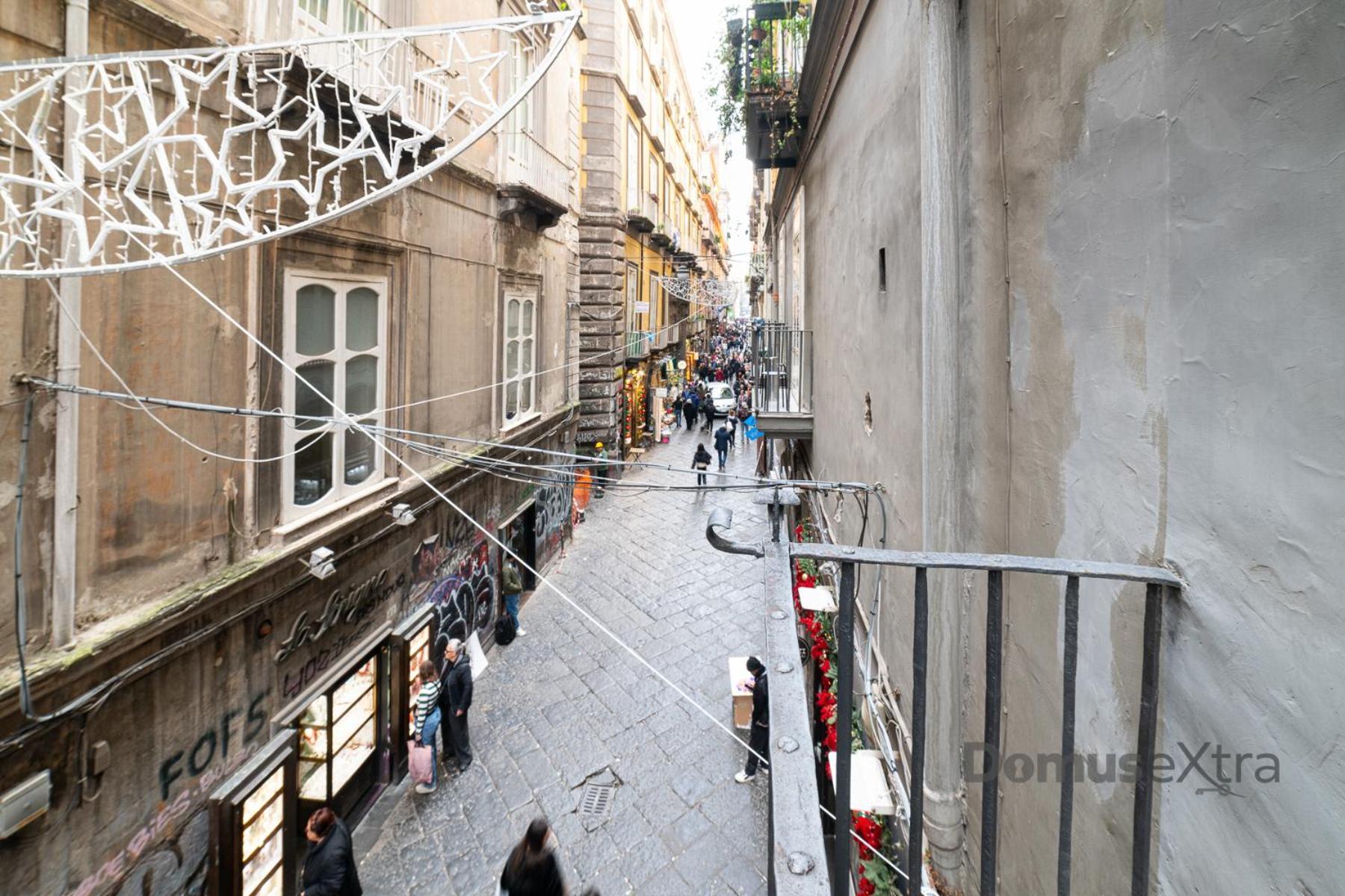 Piazza San Domenico Suite By Domusextra Naples Luaran gambar