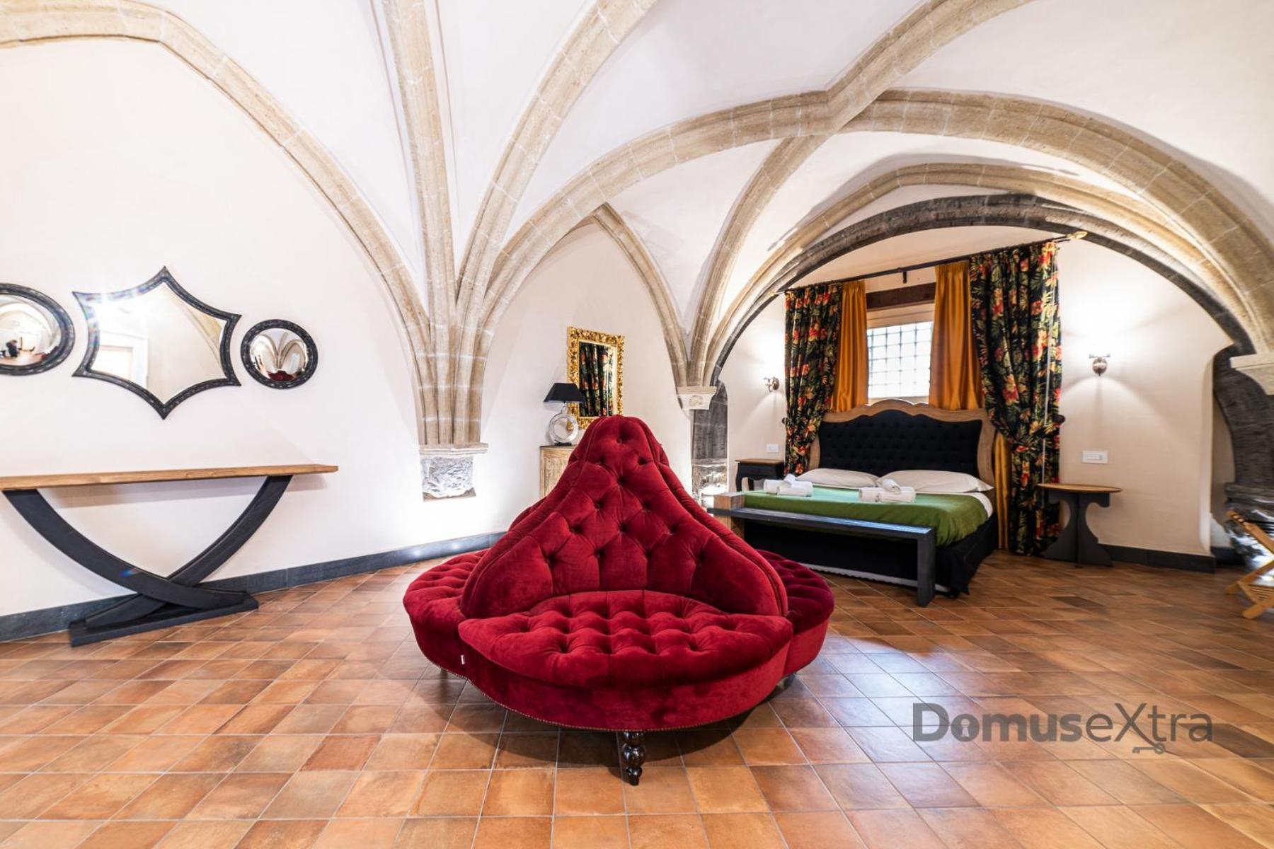 Piazza San Domenico Suite By Domusextra Naples Luaran gambar