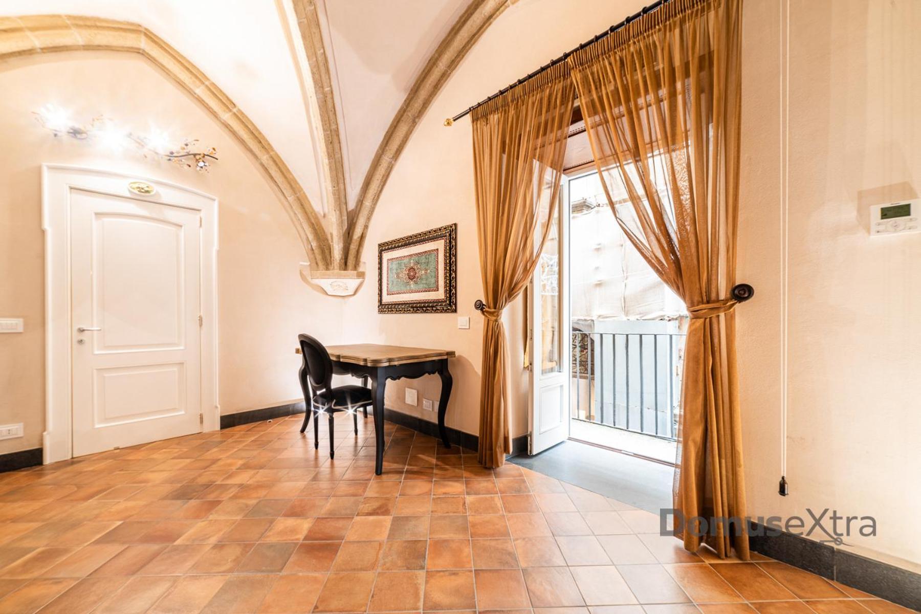 Piazza San Domenico Suite By Domusextra Naples Luaran gambar