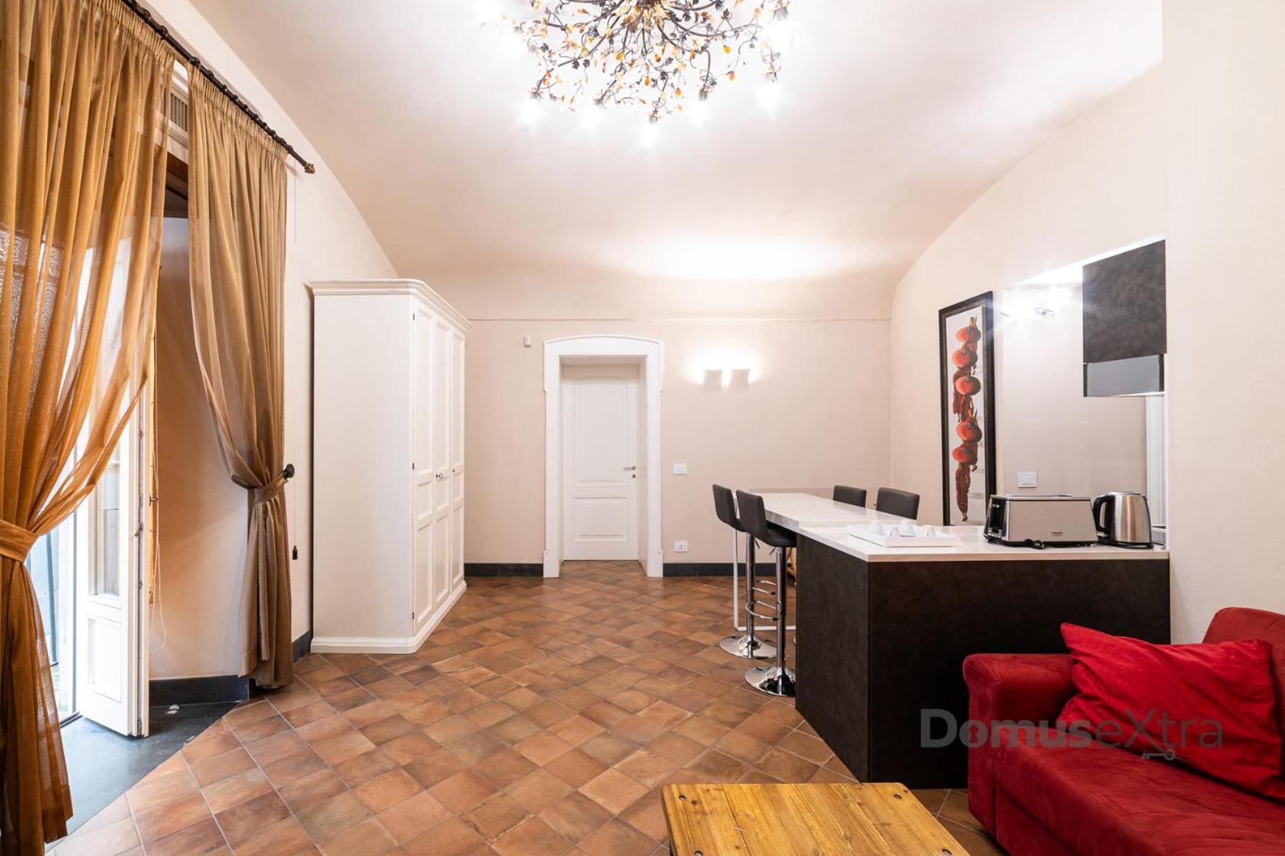 Piazza San Domenico Suite By Domusextra Naples Luaran gambar