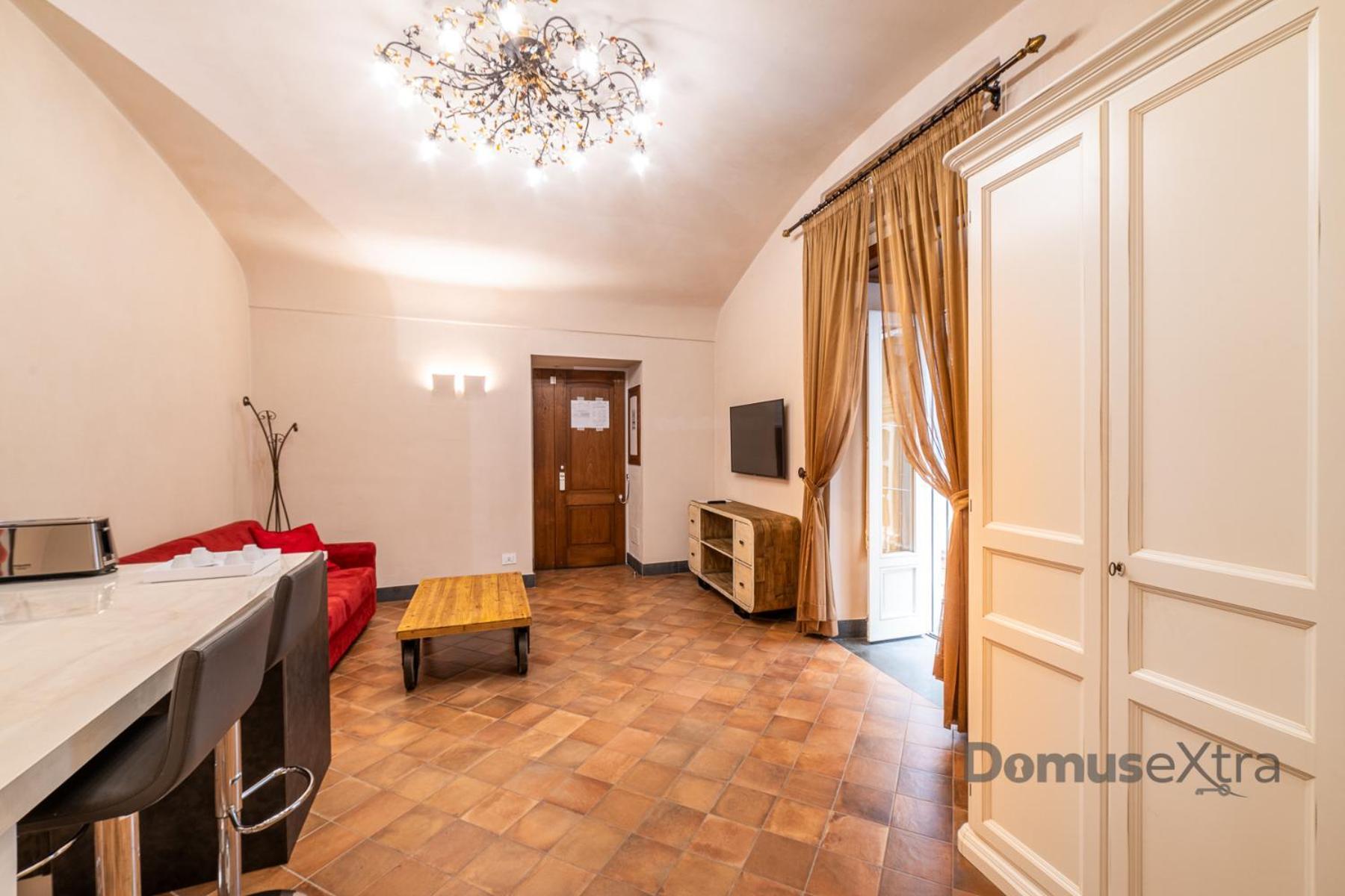 Piazza San Domenico Suite By Domusextra Naples Luaran gambar